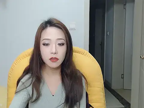 Snapshot of SuSushi728 chatting on 1, 1, 2025 SuSushi728 online show from 1, 1, 2025