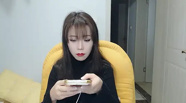 Snapshot of SuSushi728 chatting on 15, 3, 2025 SuSushi728 online show from 15, 3, 2025
