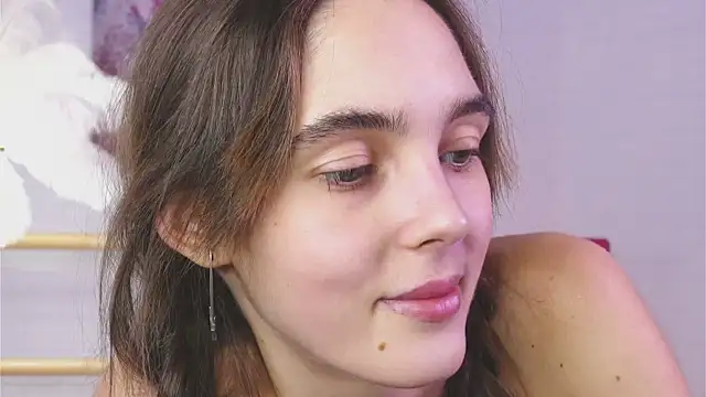 lylylovesyou online show from 27, 12, 2024