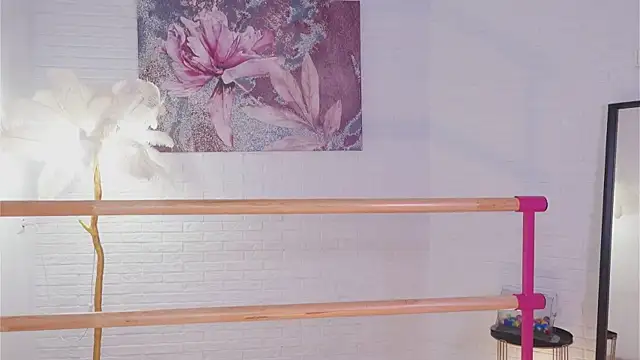 lylylovesyou online show from 15, 3, 2025