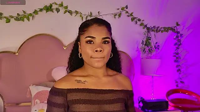 NahiaraReina online show from 29, 5, 2026