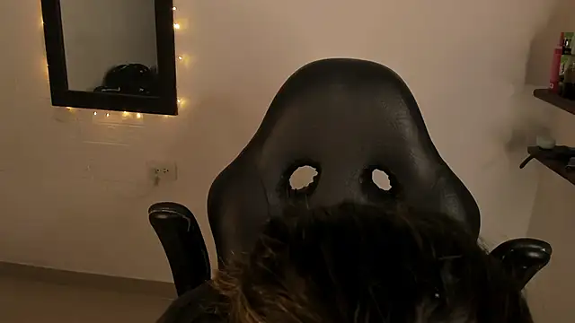 Snapshot of AnnikaMerliahh_ chatting on 20, 2, 2026 AnnikaMerliahh online show from 20, 2, 2026