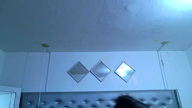 EileenBenzon online show from 14, 4, 2026