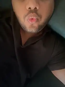 Snapshot of ved240 chatting on 19, 10, 2025 ved240 online show from 19, 10, 2025