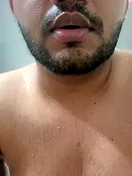 Snapshot of ved240 chatting on 25, 10, 2025 ved240 online show from 25, 10, 2025