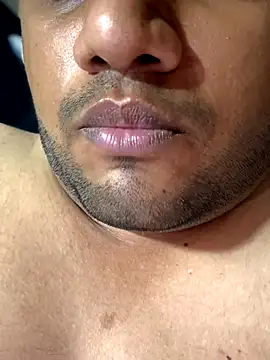 Snapshot of ved240 chatting on 31, 10, 2025 ved240 online show from 31, 10, 2025