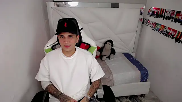 Snapshot of Brayan_lopezz chatting on 9, 5, 2026 Brayan lopezz online show from 9, 5, 2026