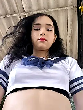 sweet outdoor charm online show from 25, 10, 2025