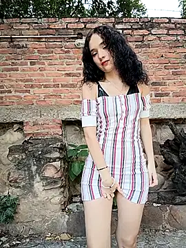 sweet outdoor charm online show from 8, 1, 2026