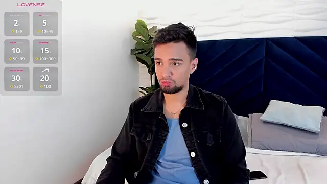 Edward max online show from 2, 2, 2025