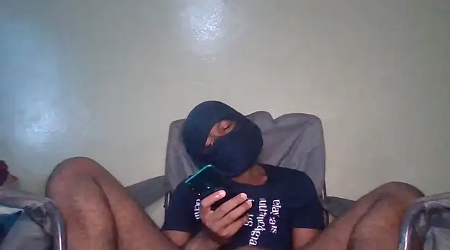 Mischevous T69 online show from 7, 12, 2024