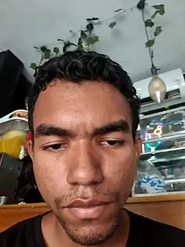 Reynold2608 online show from 9, 4, 2026