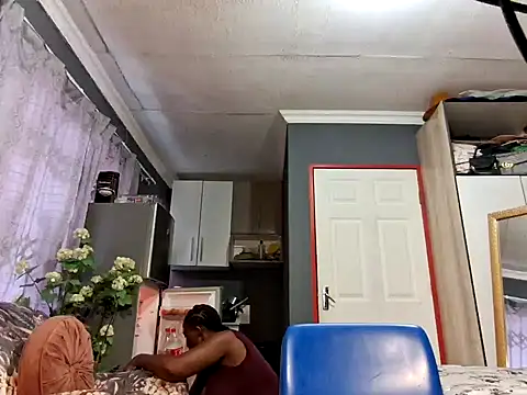 Snapshot of EbonyRose9 chatting on 11, 12, 2024 EbonyRose9 online show from 11, 12, 2024