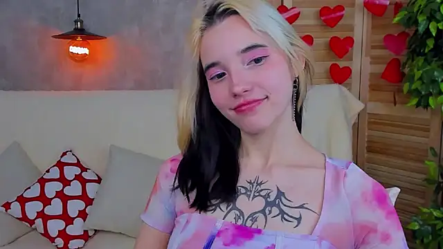 Snapshot of as1an_girlfriend chatting on 12, 2, 2025 as1an girlfriend online show from 12, 2, 2025