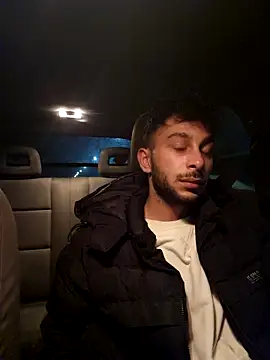 Snapshot of Iulianmarius12 chatting on 21, 2, 2026 Iulianmarius12 online show from 21, 2, 2026