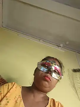 Snapshot of tinabhabhi chatting on 27, 5, 2026 tinabhabhi online show from 27, 5, 2026