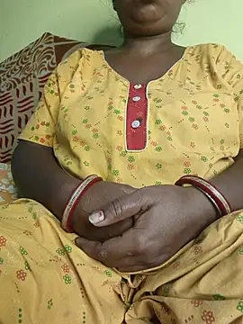Snapshot of tinabhabhi chatting on 23, 6, 2026 tinabhabhi online show from 23, 6, 2026