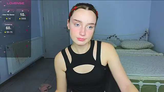 Wild Sophie  online show from 16, 11, 2025