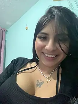 Hilary pinkk online show from 24, 12, 2024