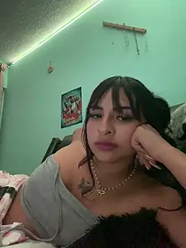 Hilary pinkk online show from 31, 12, 2024