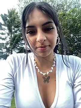 Hilary pinkk online show from 22, 1, 2025