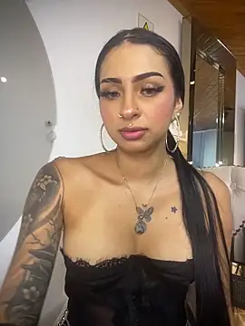 Hilary pinkk online show from 28, 3, 2026