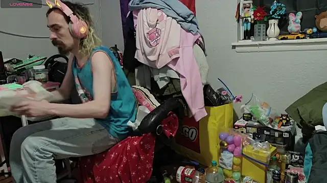 tallnerdyguy online show from 27, 3, 2026