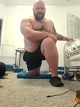 Strong Bear89 online show from 1, 1, 2025