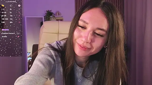 margeriTirell online show from 4, 12, 2025