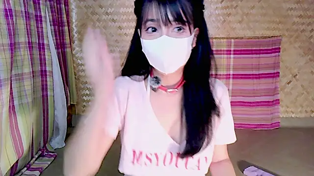 Snapshot of desiregirl69 chatting on 16, 7, 2026 desiregirl69 online show from 16, 7, 2026
