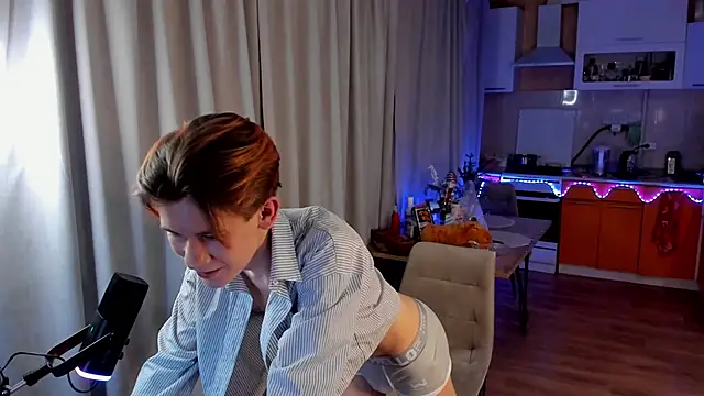 AndrewwCarter2 online show from 14, 2, 2025