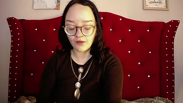 Snapshot of charlotte1-ls chatting on 7, 3, 2025 charlotte1-ls online show from 7, 3, 2025
