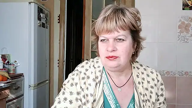 Snapshot of Ettie_Tonia chatting on 20, 2, 2025 Ettie Tonia online show from 20, 2, 2025
