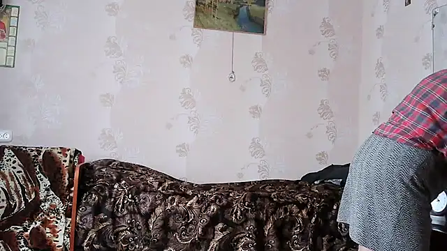 Ettie Tonia online show from 13, 10, 2025