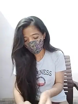 Snapshot of Cute-Ridhima chatting on 12, 5, 2026 Cute-Ridhima online show from 12, 5, 2026