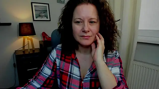 Snapshot of OLIVIA_lux chatting on 6, 2, 2025 OLIVIA lux online show from 6, 2, 2025