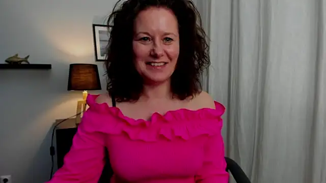 Snapshot of OLIVIA_lux chatting on 11, 2, 2025 OLIVIA lux online show from 11, 2, 2025