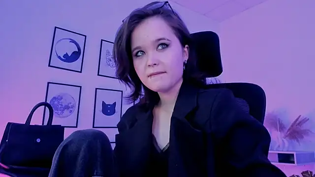 Elainebeness online show from 18, 12, 2024