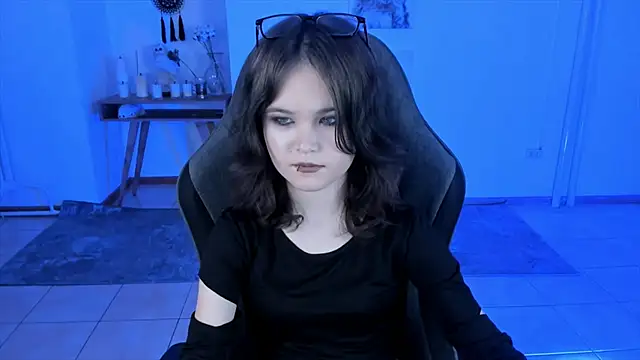 Elainebeness online show from 29, 12, 2024