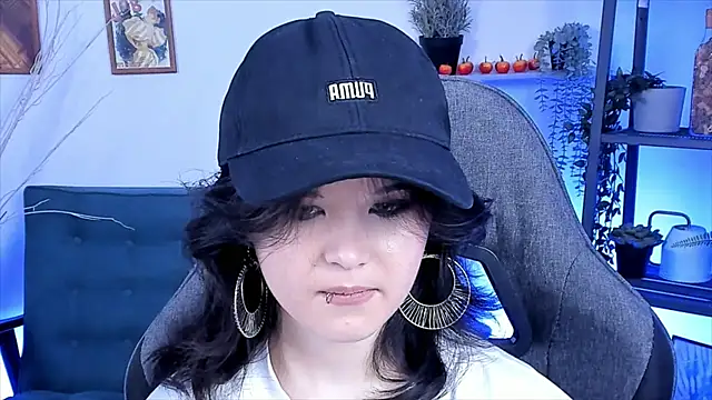 Elainebeness online show from 7, 3, 2025