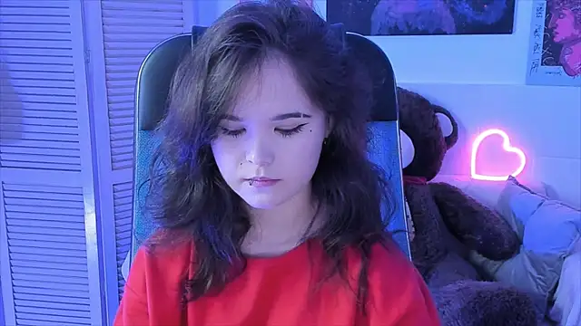 Elainebeness online show from 10, 9, 2025