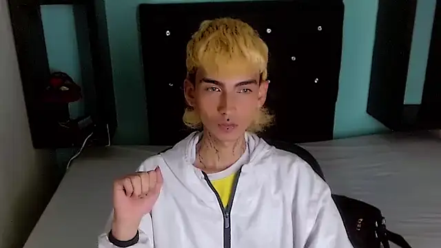 ttimy x boy online show from 16, 4, 2026