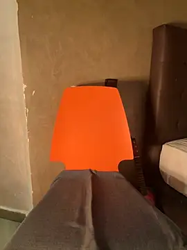 Snapshot of GLamouur chatting on 8, 2, 2025 GLamouur online show from 8, 2, 2025