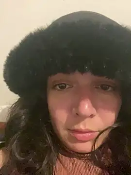Snapshot of magalunabb chatting on 7, 7, 2026 magalunabb online show from 7, 7, 2026