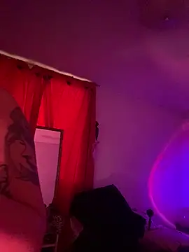 Miss oliviaa online show from 16, 4, 2026