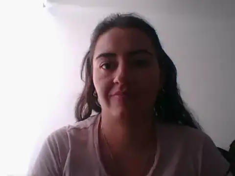 Snapshot of _karlie_kloss_ chatting on 12, 1, 2025 karlie kloss online show from 12, 1, 2025