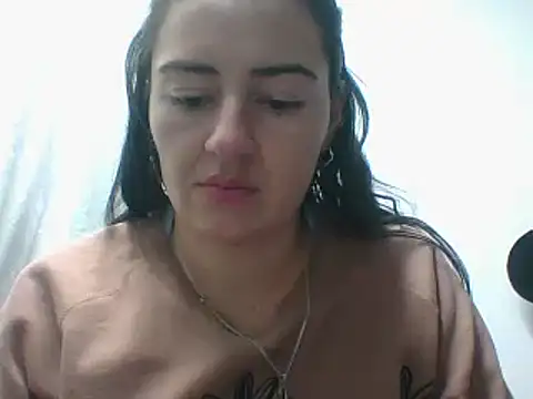 Snapshot of _karlie_kloss_ chatting on 18, 1, 2025 karlie kloss online show from 18, 1, 2025