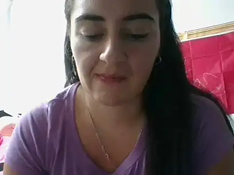 Snapshot of _karlie_kloss_ chatting on 14, 2, 2025 karlie kloss online show from 14, 2, 2025