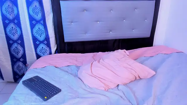 Snapshot of Johhan__Lee chatting on 9, 1, 2025 Johhan Lee online show from 9, 1, 2025