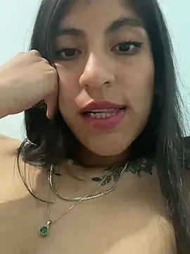 Snapshot of Sweett_Sarita chatting on 5, 1, 2025 Sweett Sarita online show from 5, 1, 2025